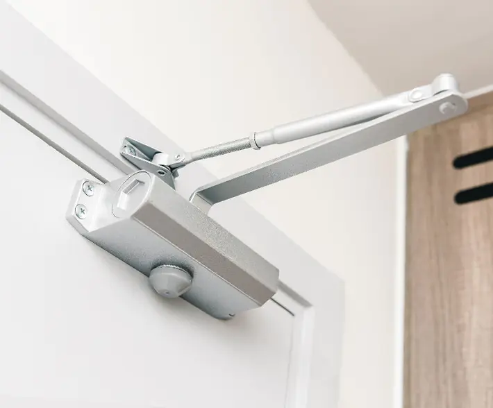 Príslušenstvo dverového kovania